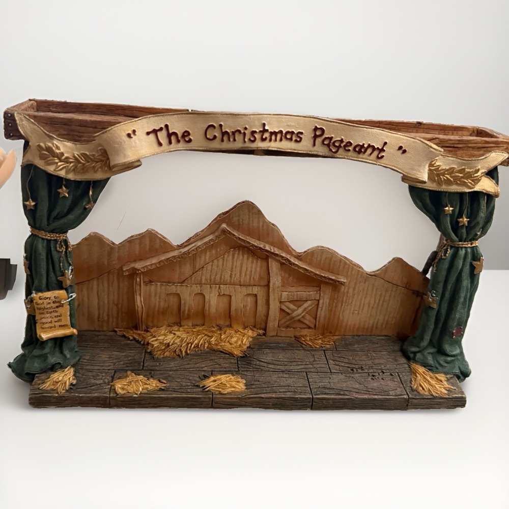 Boyds Yesterdays Child Dollstone The Christmas Pageant Replacement Scenery